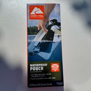 Ozark Trail Clear Waterproof Pouch Puncture Resistant 41” adjustable Strap.NWT 2